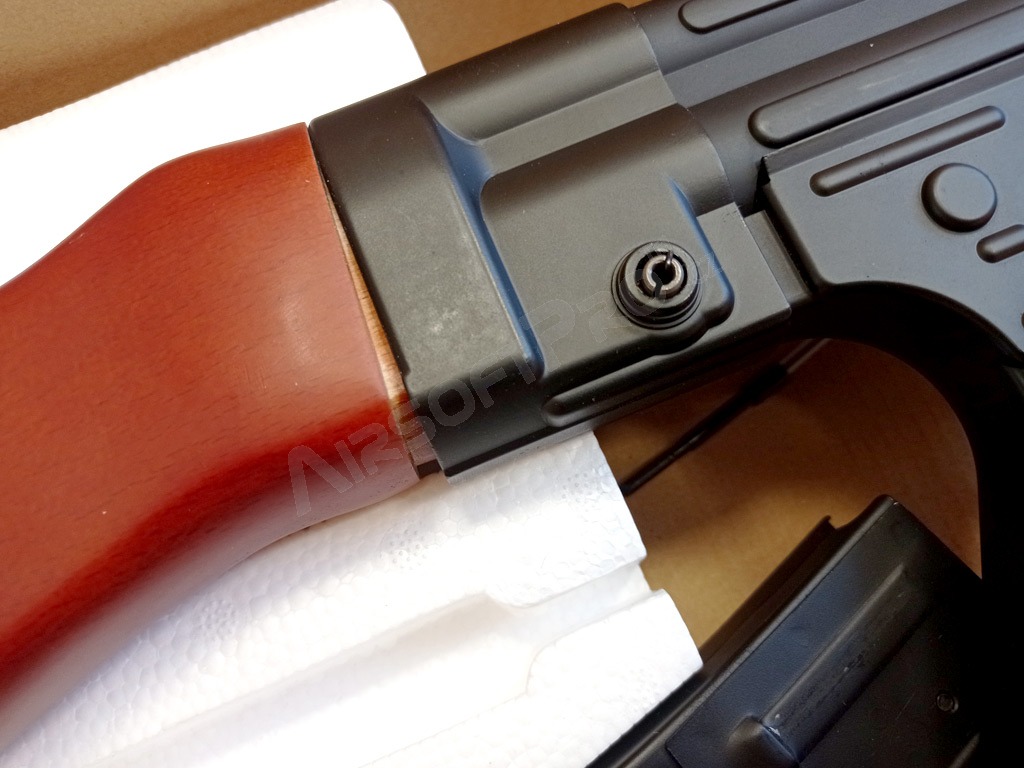 MP44