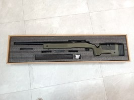 Airsoft sniper rifle M40A3 (CM.700) - Olive Drab (OD) - CANNOT SCREW STOCK [CYMA]